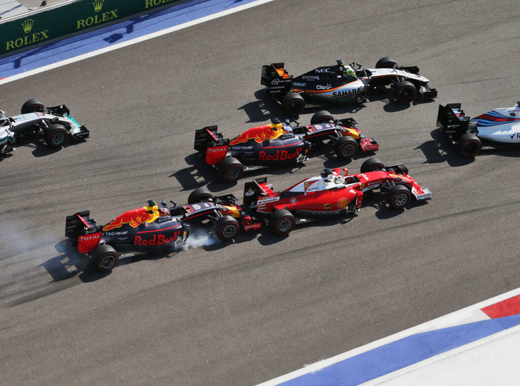 Foto zur News: Ein Jahr danach: Kwjat lacht über Russland-Crash mit Vettel