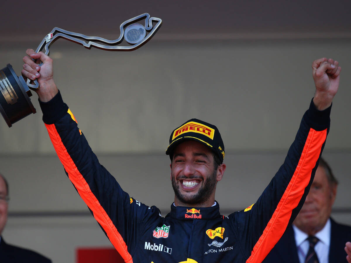 Foto zur News: Ricciardos "Rekordrunden": Strategiepoker ermöglicht Podest
