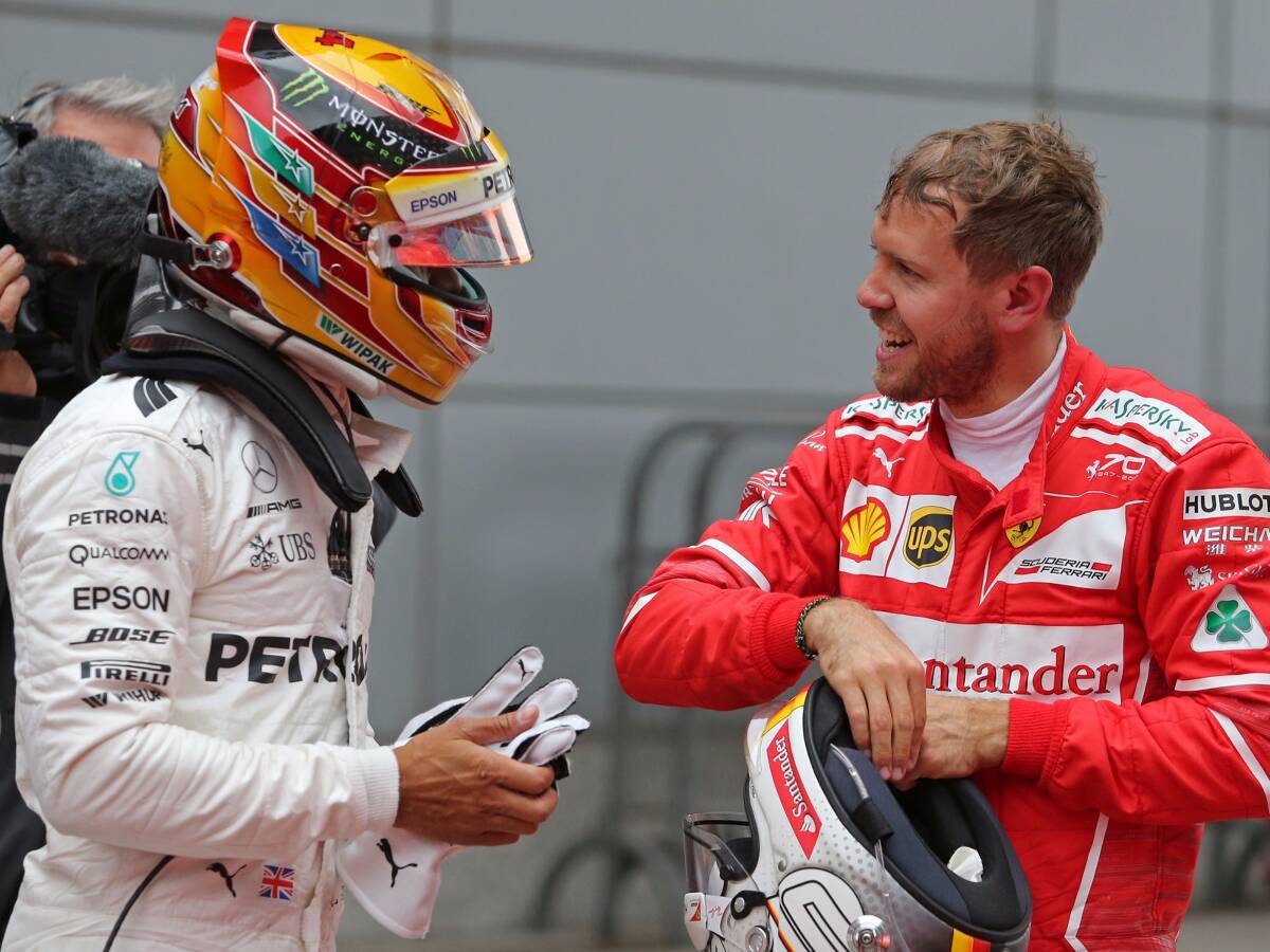 Foto zur News: Chase Carey will "Gladiatoren wie Hamilton und Vettel sehen"