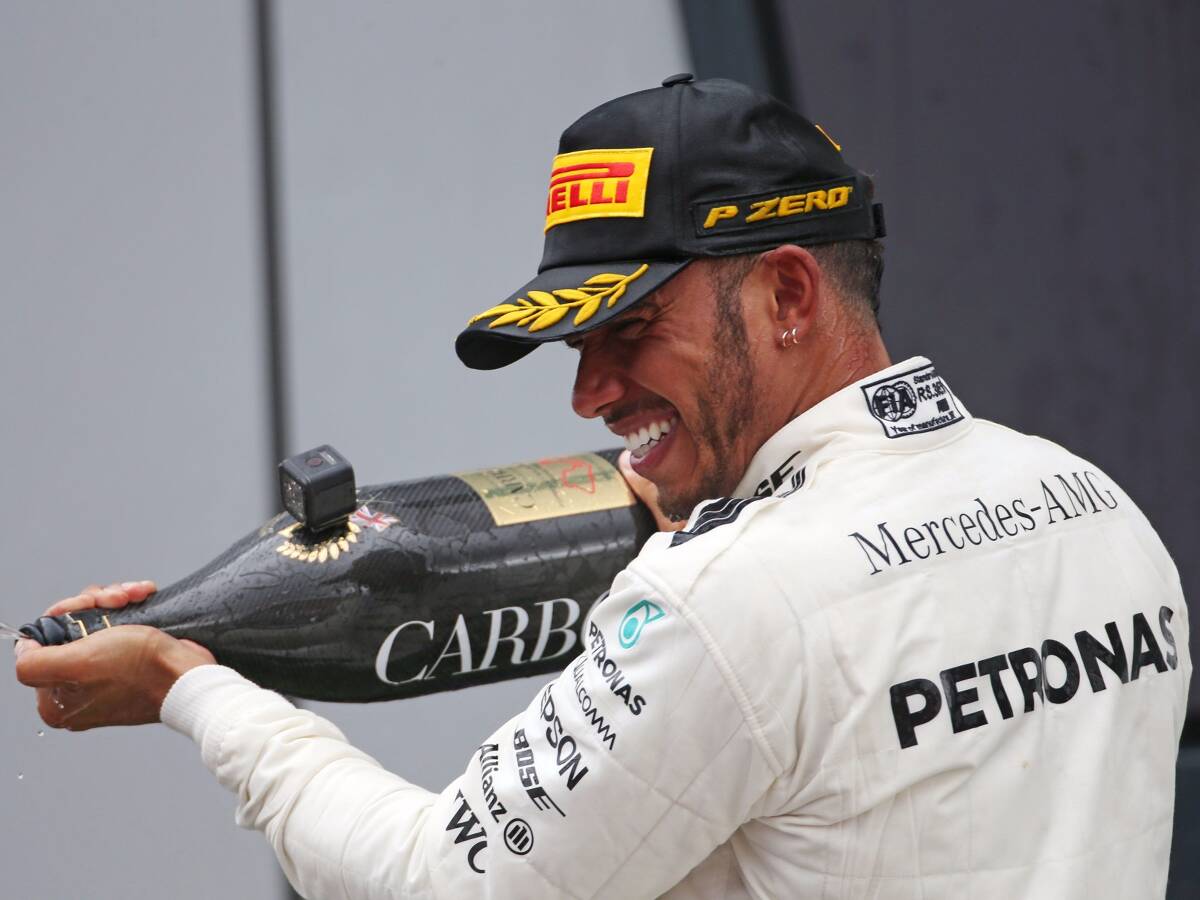 Foto zur News: Lewis Hamilton und die Reife: "Mir fehlt die Übergangszeit"
