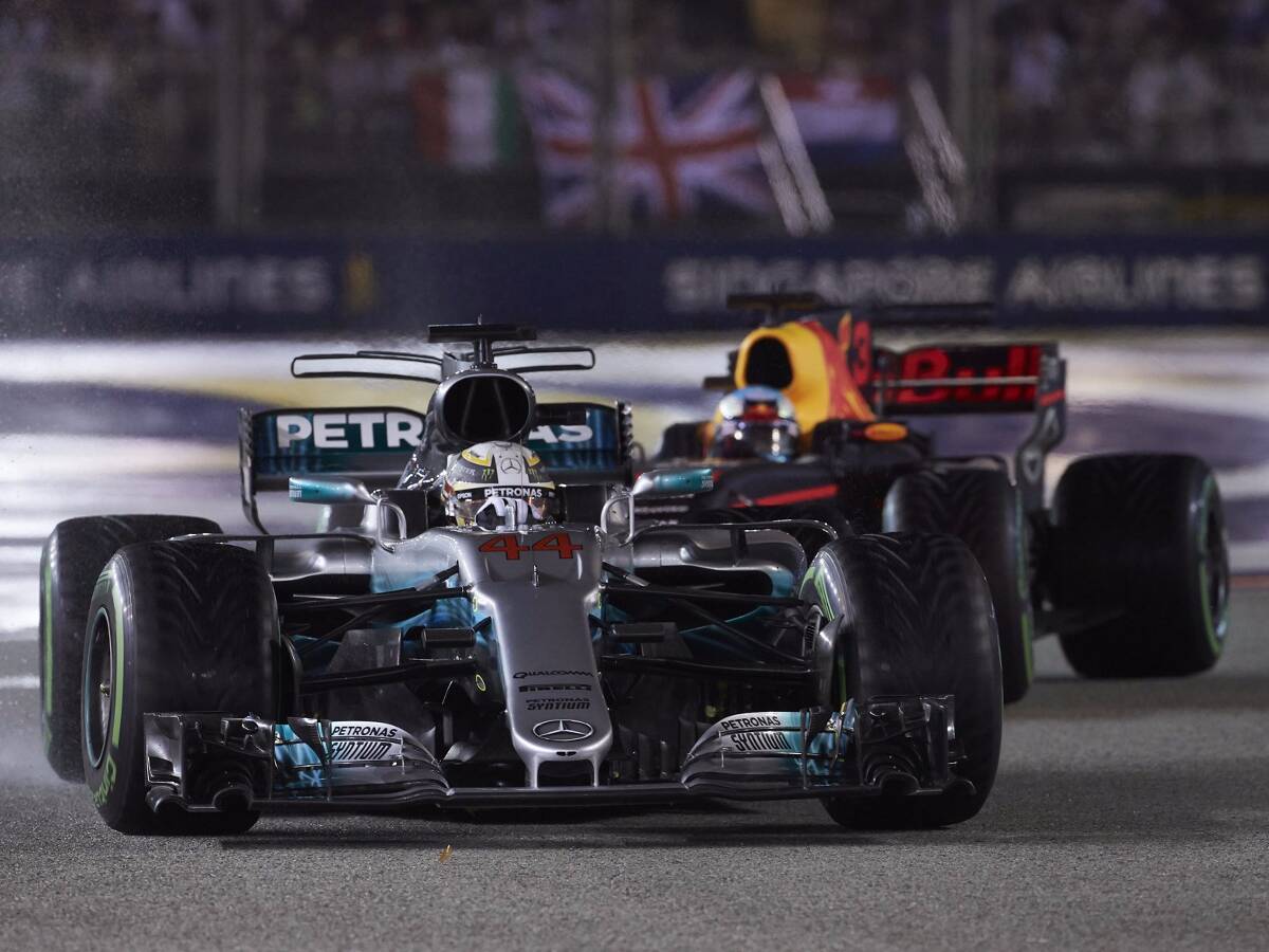 Foto zur News: Jacques Villeneuve: Pirelli-Reifen zerstören die Formel 1