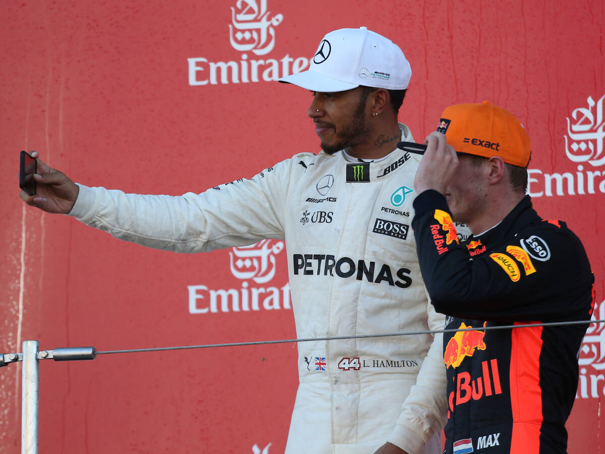 Foto zur News: Marko: Was Lewis Hamilton besser macht als Max Verstappen