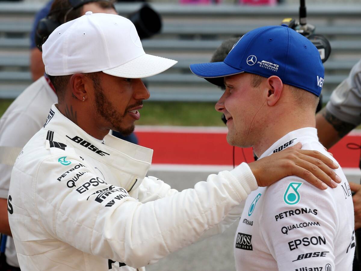 Foto zur News: Mercedes-Teamtaktik: Wird Hamilton jetzt zu Bottas' Helfer?
