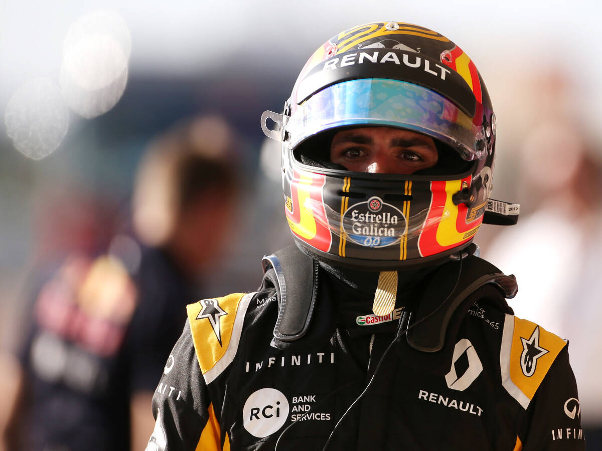 Foto zur News: Carlos Sainz: Der Renault ist ganz anders als der Toro Rosso