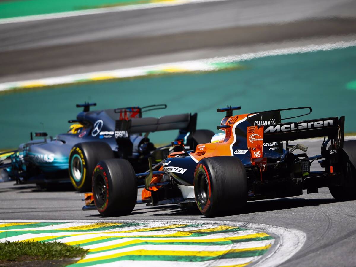 Foto zur News: Hamiltons Wunsch: 2018 gegen Alonso und McLaren kämpfen