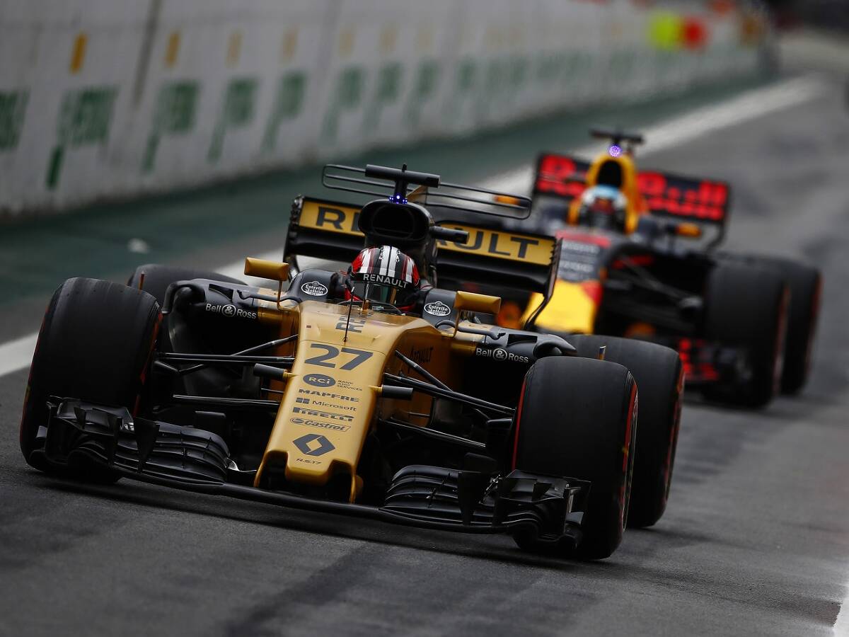 Foto zur News: So bekommt Red Bull das Renault-Werksteam zu spüren
