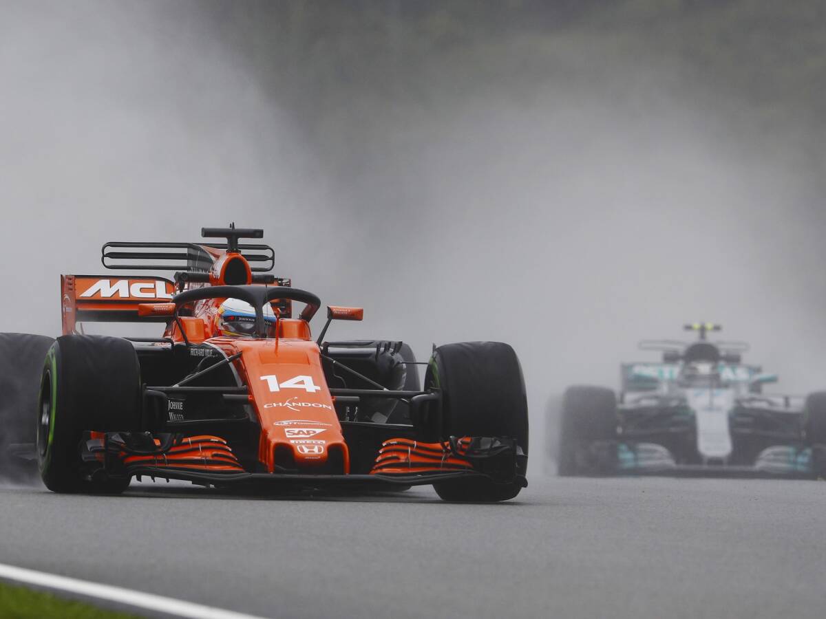 Foto zur News: Wolff: Nehmen McLaren-Renault als "ernsten Gegner" wahr