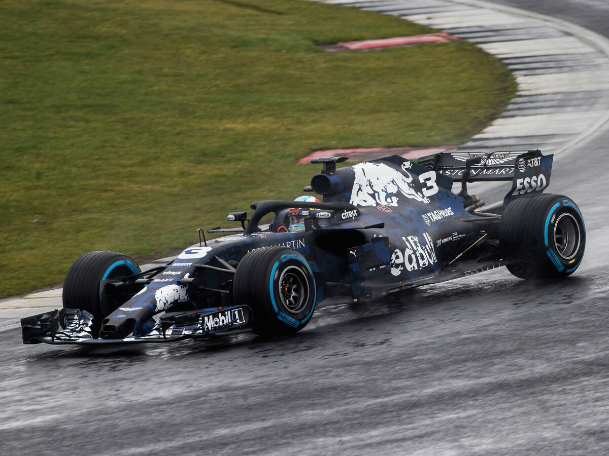 Foto zur News: "Gefühl gut" trotz Crash: Daniel Ricciardo lobt Red Bull RB14
