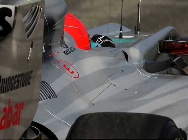 Foto zur News: Schumacher und Vettel auf "Feindbeobachtung"