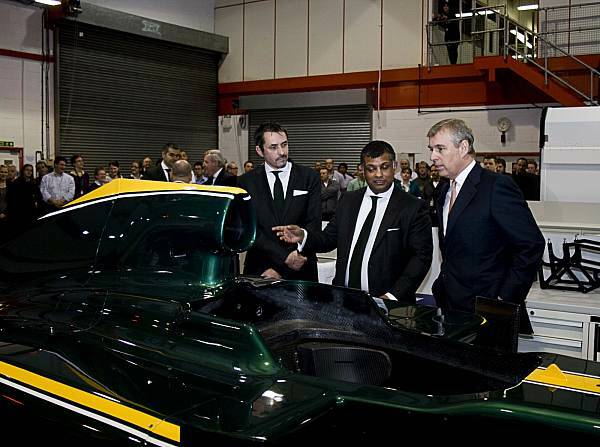 Foto zur News: Auch Prinz Andrew zu Gast bei Lotus