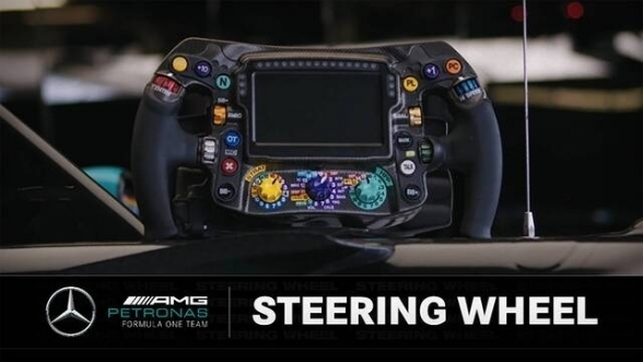 F1 erklärt: Das Lenkrad von Mercedes