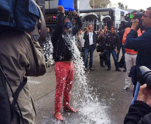 Kai Ebel macht die Ice Bucket Challenge Kai Ebel macht die Ice Bucket Challenge
