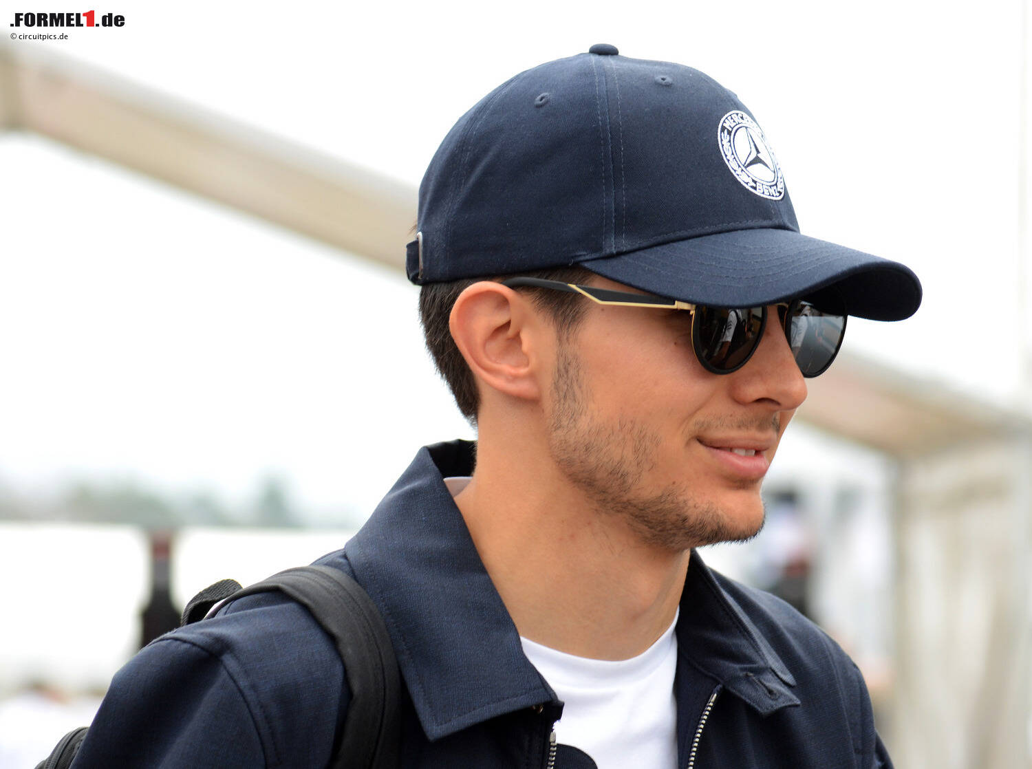 Offiziell Renault Verpflichtet Esteban Ocon F 252 R Formel 1