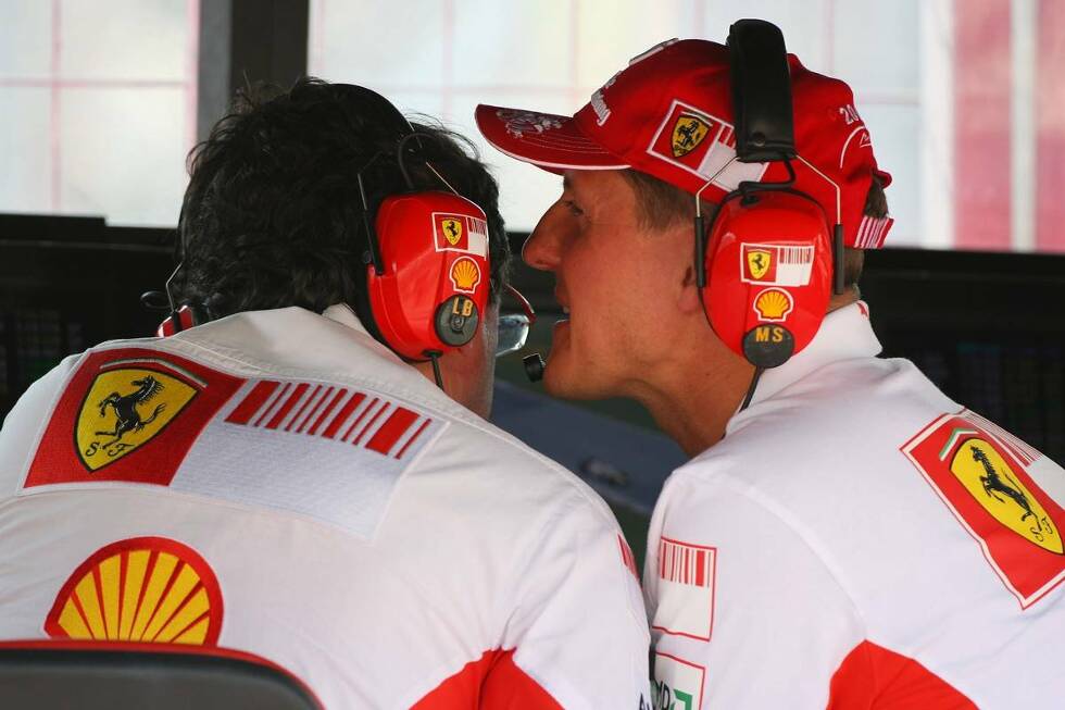 Foto zur News: Luca Baldisserri und Michael Schumacher bildeten bei Ferrari ein gutes Gespann.