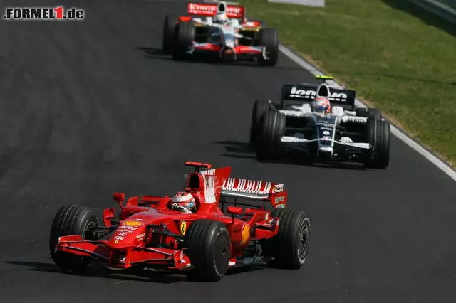 2008 stand wieder Räikkönen (P3) auf dem Podest, Felipe Massa kam von Startplatz drei im Rennen nur auf Rang 17 Foto zur News: 2008 stand wieder Räikkönen (P3) auf dem Podest, Felipe Massa kam von Startplatz drei im Rennen nur auf Rang 17