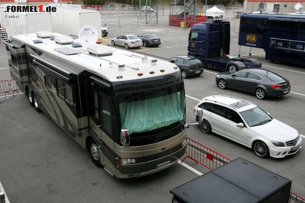 Foto zur News: Wohnmobil von Michael Schumacher (Mercedes)