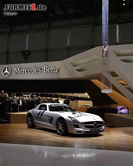 Foto zur News: Das neue Safety-Car: Mercedes-Benz SLS AMG