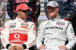 Foto zur News: Lewis Hamilton (McLaren) und Michael Schumacher (Mercedes)