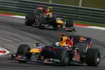 Gallerie: Sebastian Vettel (Red Bull) vor Mark Webber (Red Bull)