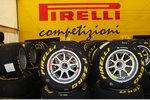 Foto zur News: Pirelli-GP3-Truck