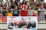 Foto zur News: Ein heiratswilliger Fan von Fernando Alonso (Ferrari)