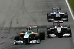 Gallerie: Adrian Sutil (Force India) vor Michael Schumacher (Mercedes) und Nico Hülkenberg (Williams)