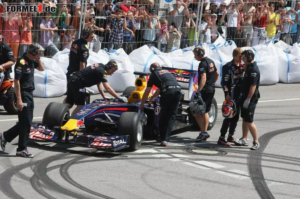 Foto zur News: Sebastian Vettel (Red Bull)