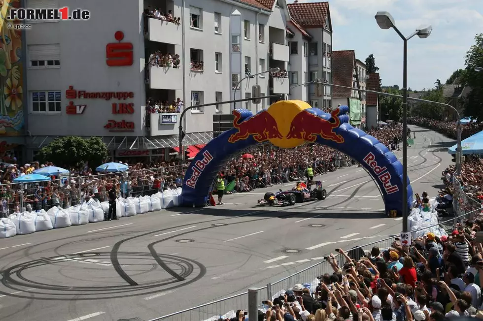 Foto zur News: Sebastian Vettel (Red Bull)