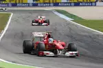 Foto zur News: Felipe Massa (Ferrari) und Fernando Alonso (Ferrari)