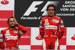Foto zur News: Felipe Massa (Ferrari) Fernando Alonso (Ferrari)