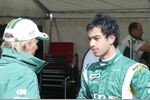 Foto zur News: Heikki Kovalainen und Nabil Jeffri (Lotus)