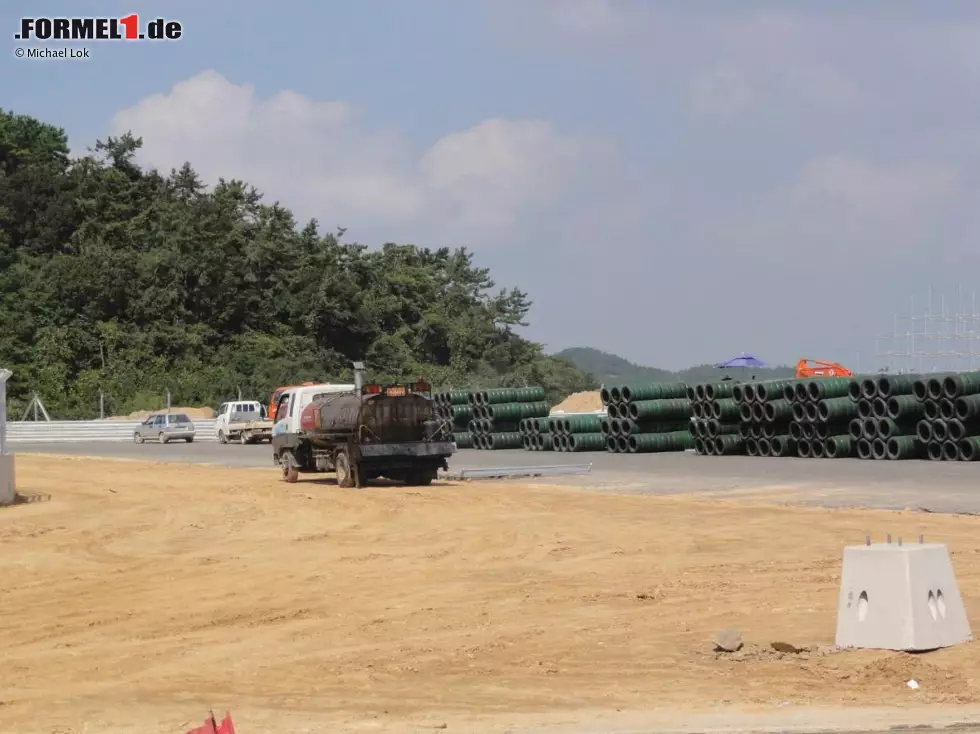 Foto zur News: Baufortschritt in Yeongam/Südkorea, aufgenommen am 19. September 2010