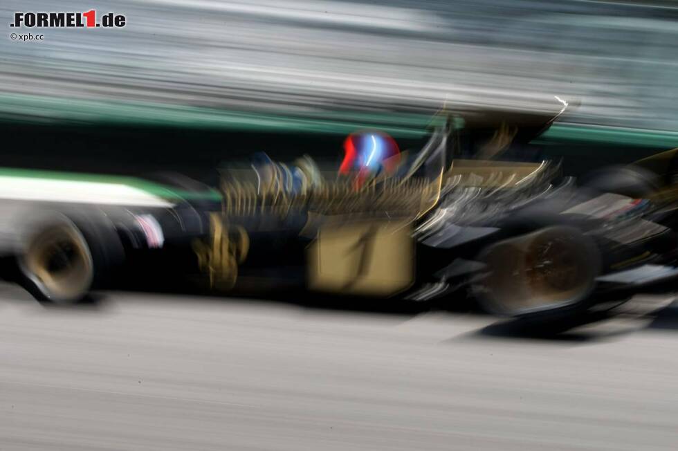 Foto zur News: Emerson Fittipaldi im Lotus 72 bei Demorunden