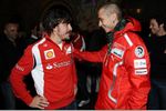 Foto zur News: Fernando Alonso (Ferrari) und Valentino Rossi