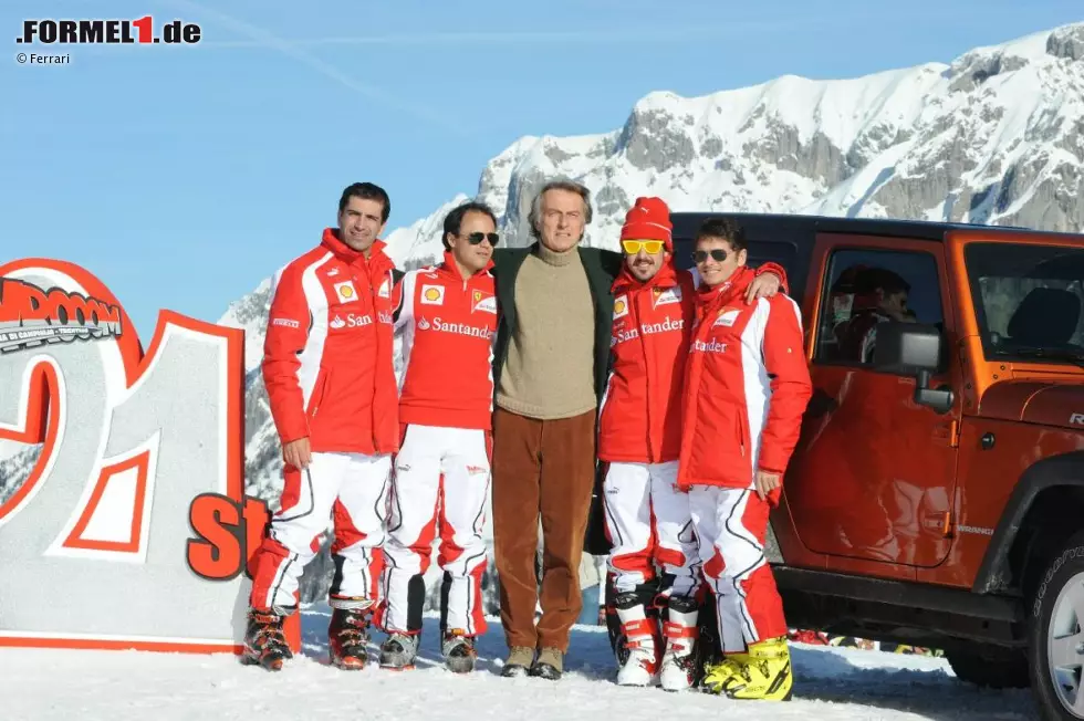 Marc Gené, Felipe Massa, Luca di Montezemolo (Präsident), Fernando Alonso und Giancarlo Fisichella (Ferrari) Foto zur News: Marc Gené, Felipe Massa, Luca di Montezemolo (Präsident), Fernando Alonso und Giancarlo Fisichella (Ferrari)