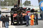 Foto zur News: Das Auto von Witali Petrow (Renault) auf dem Rückweg