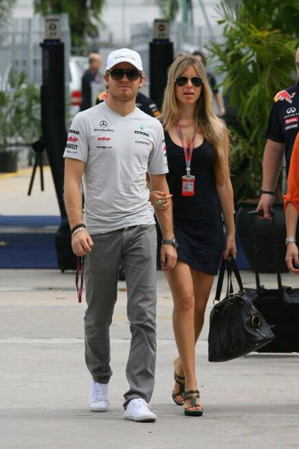 Foto zur News: Nico Rosberg und seine Lebensgefährtin Vivian machen bald den nächsten Schritt.