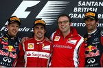 Gallerie: Sebastian Vettel (Red Bull), Fernando Alonso (Ferrari), Stefano Domenicali (Ferrari-Teamchef) und Mark Webber (Red Bull)