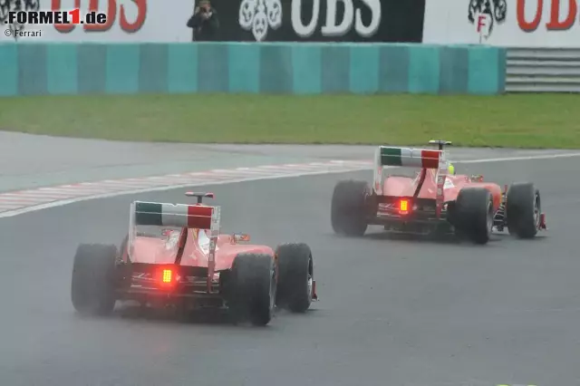 2011 hatten die Ferraris im Regen kaum Chancen: P3 für Alonso, P6 für Massa Foto zur News: 2011 hatten die Ferraris im Regen kaum Chancen: P3 für Alonso, P6 für Massa