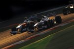 Foto zur News: Sergio Perez (Sauber) und Paul di Resta (Force India)