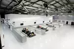 Gallerie: Red-Bull-Fabrik in Milton Keynes