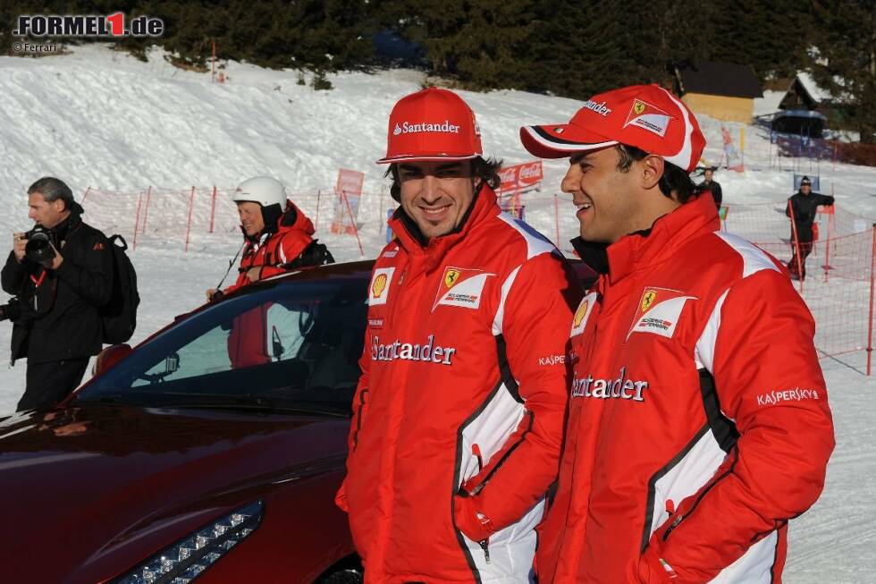 Foto zur News: Fernando Alonso und Felipe Massa