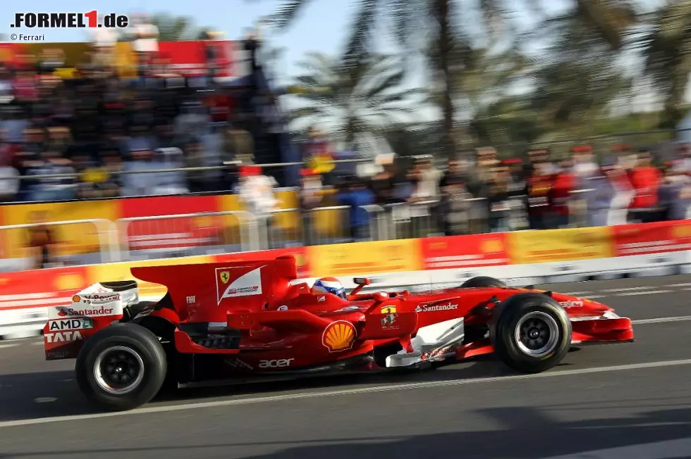 Foto zur News: Marc Gene (Ferrari) in Doha/Katar