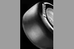 Foto zur News: Pirelli-Formel-1-Reifen für die Saison 2012