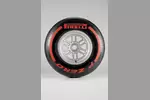 Foto zur News: Pirelli-Formel-1-Reifen für die Saison 2012