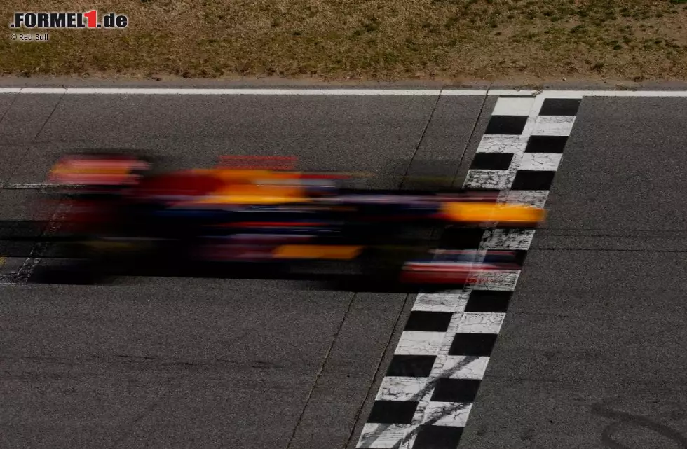 Foto zur News: Sebastian Vettel (Red Bull)