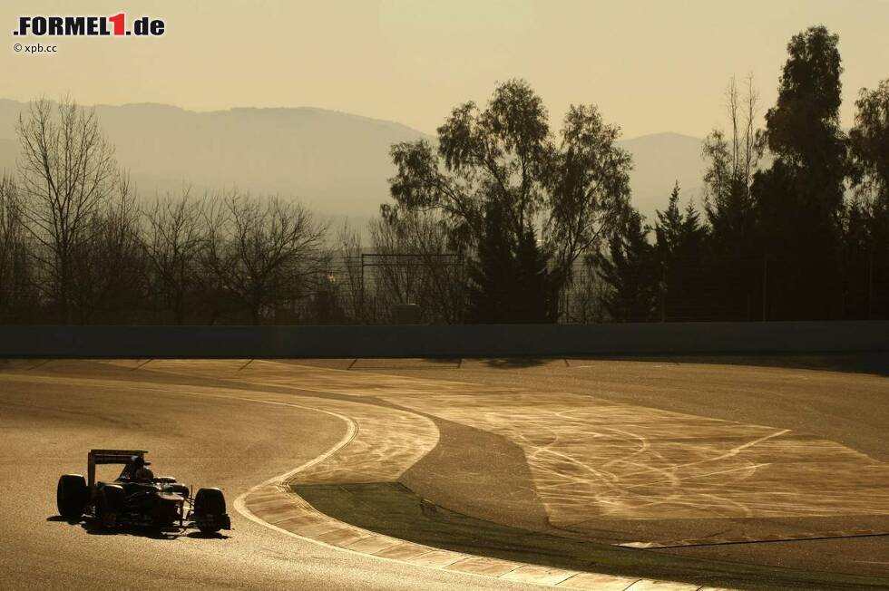 Foto zur News: Jean-Eric Vergne (Toro Rosso) in der Morgensonne in Barcelona