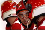 Foto zur News: Ferrari-Mechaniker bereiten sich auf Boxenstopp-Übungen vor