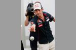 Foto zur News: Jean-Eric Vergne (Toro Rosso) Romain Grosjean (Lotus)