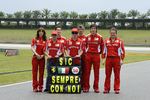 Foto zur News: Ferrari gedenkt dem verstorbenen MotoGP-Piloten Marco Simoncelli